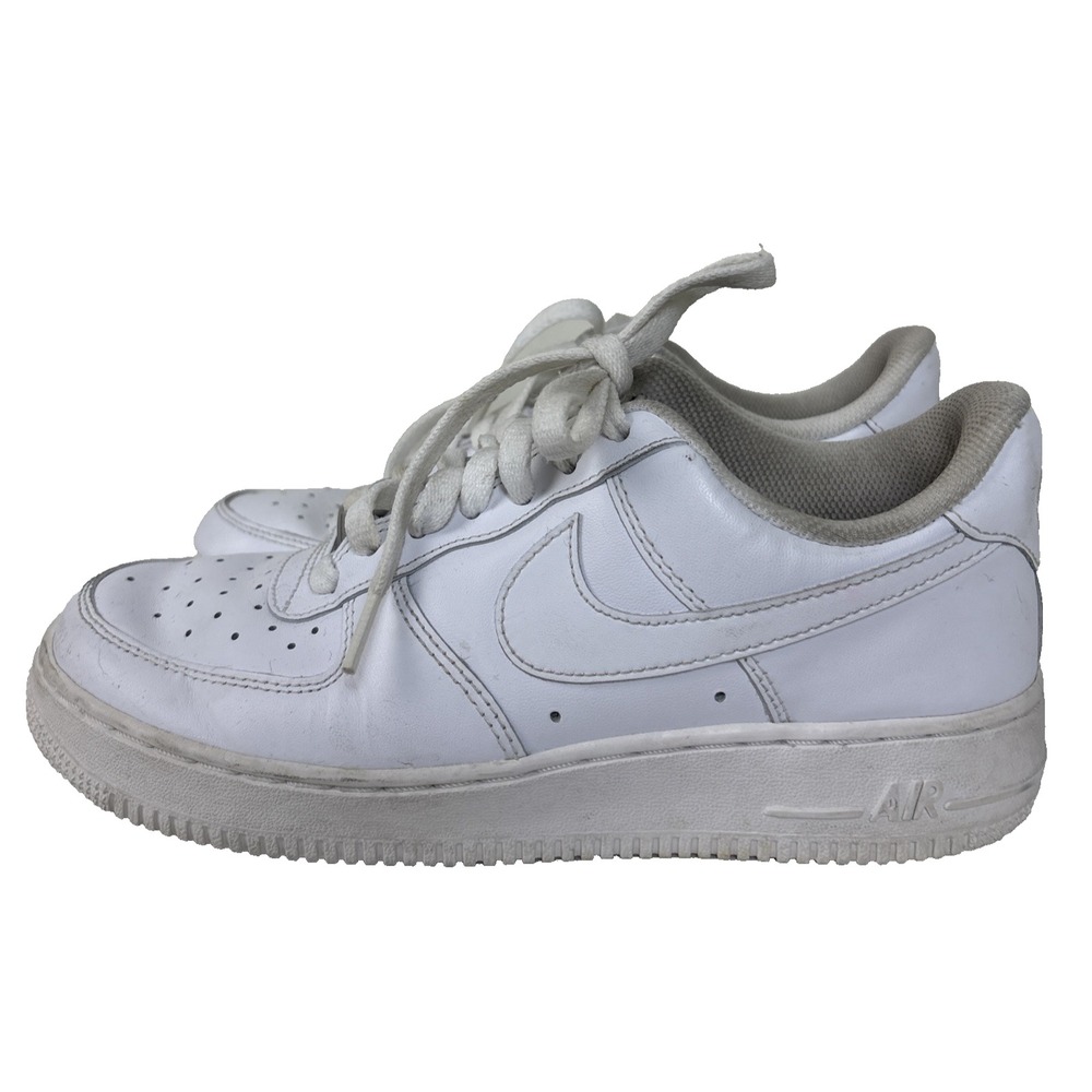 Nike Air Force 1 '07 Low Top Sneakers Womens 8.5 Triple White DD8959-100